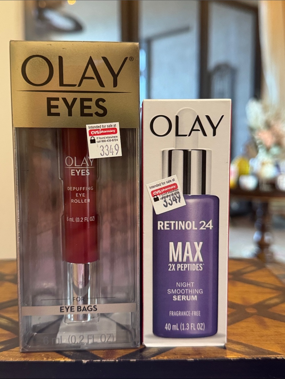 OLAY Eyes Depuffing Roller & Retinol 24 Max Serum